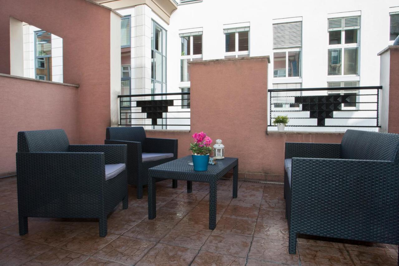 Apartment With Big Terrace, Budapest